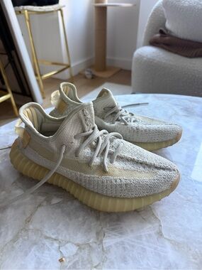 Adidas Yeezy Boost 350 V2 "Light" (style code GY3438)